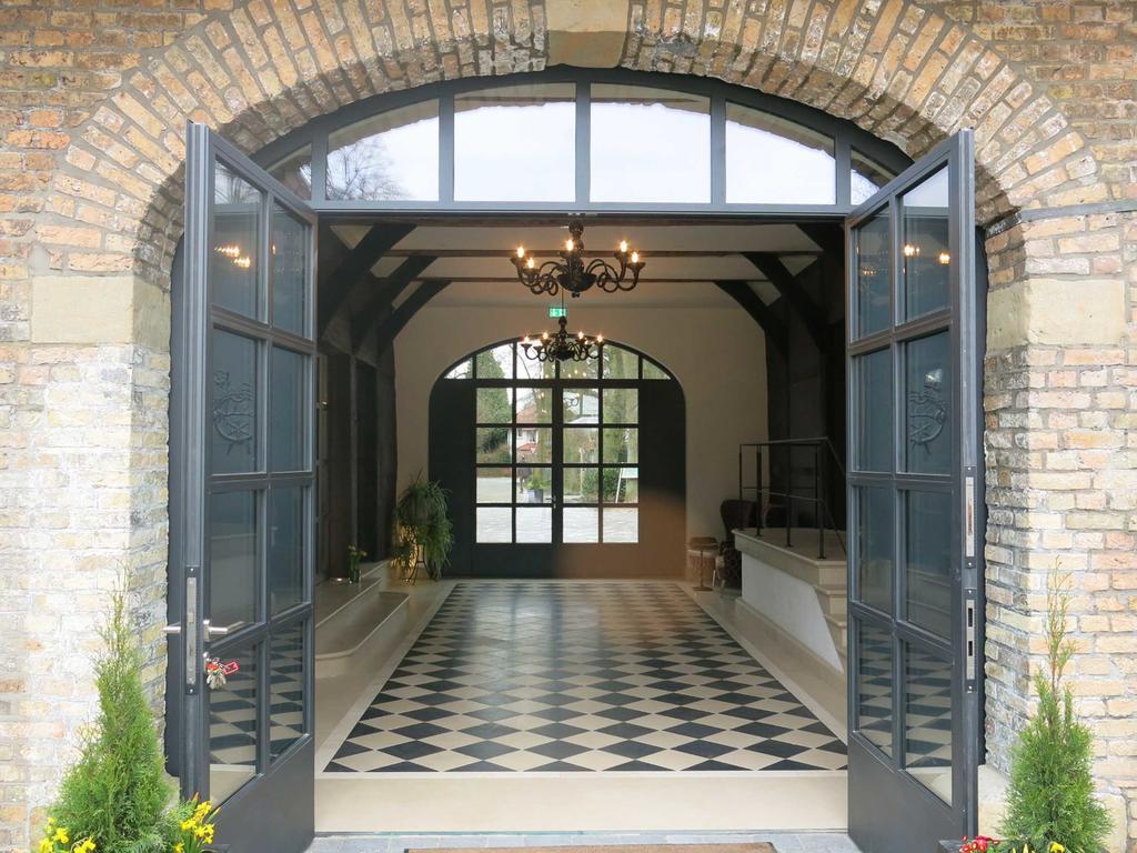 Romantik Hof Zur Linde Отель Мюнстер